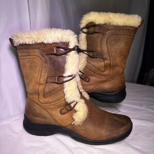 Clarks Tan Fur-Lined Winter Boots